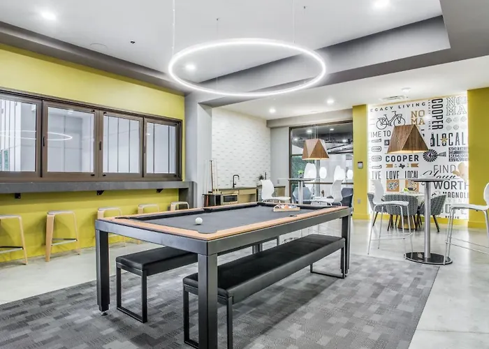 Downtown Worth Luxe Retreat, Pool, Gym And Free Parking Apartment Fort Worth