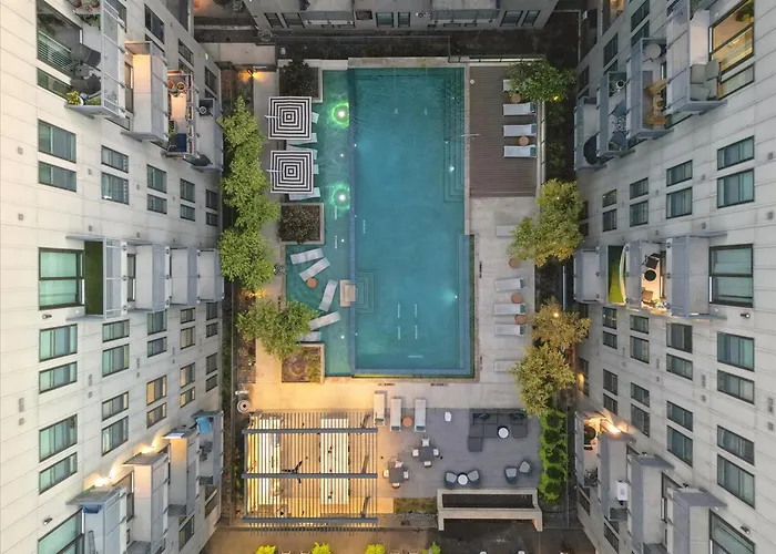 Apartment Downtown Worth Luxe Retreat, Pool, Gym And Free Parking Fort Worth